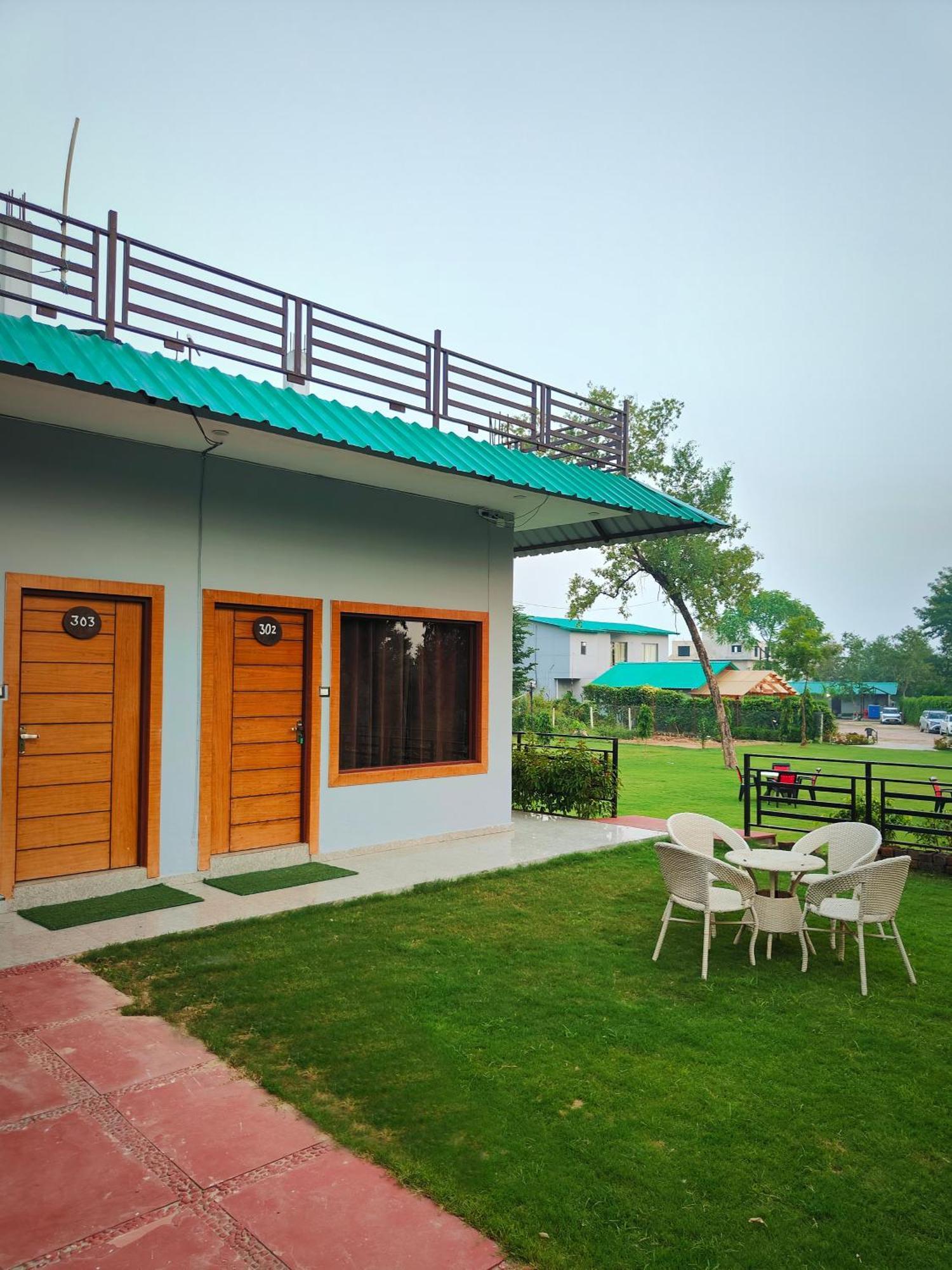 The Jungle Joy Resort & Spa Rāmnagar Exterior foto